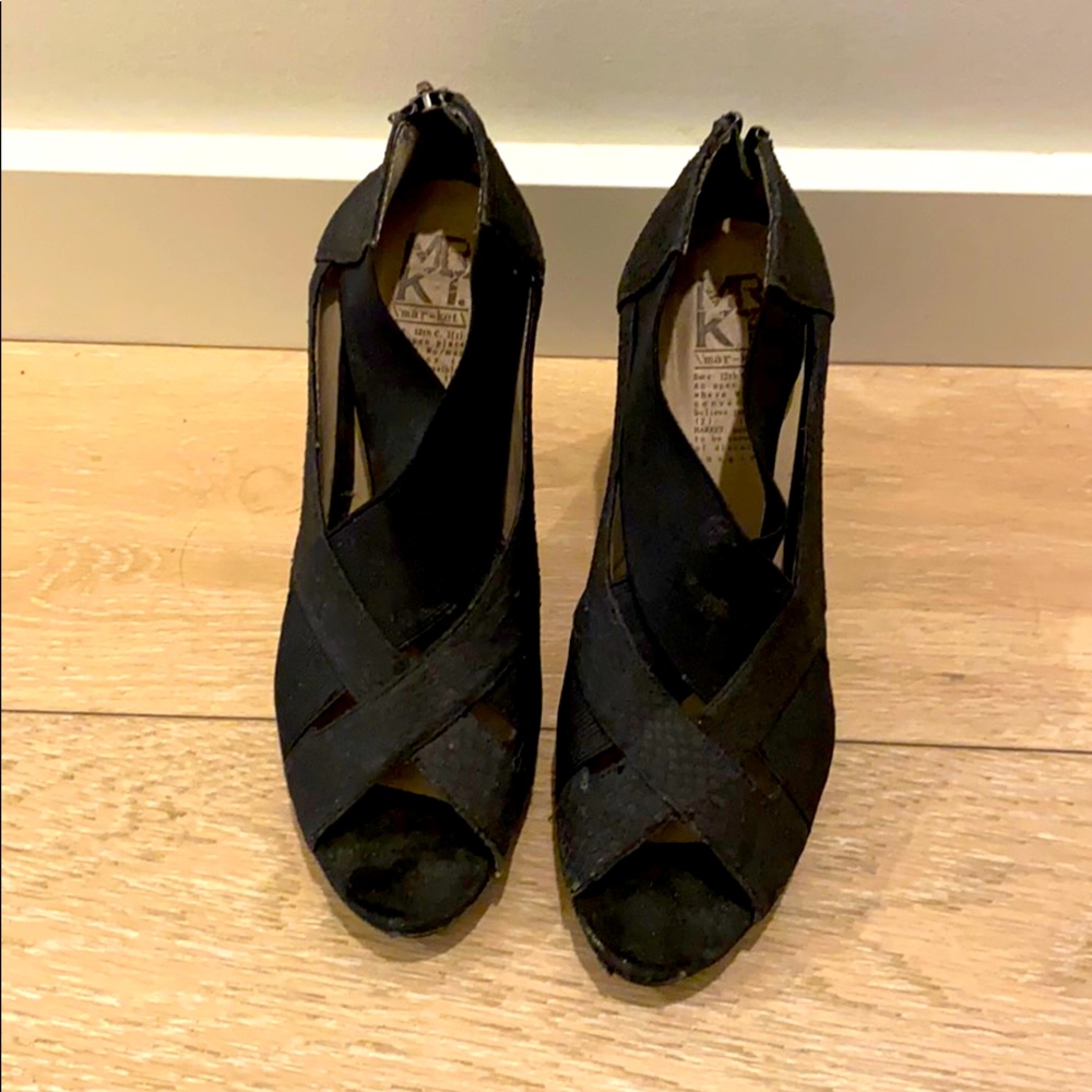 Black MRKT heels